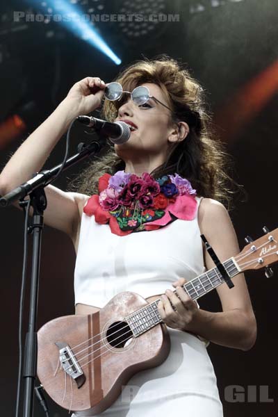 LOLA MARSH - 2016-07-20 - PARIS - Parvis de l'Hotel de Ville - 